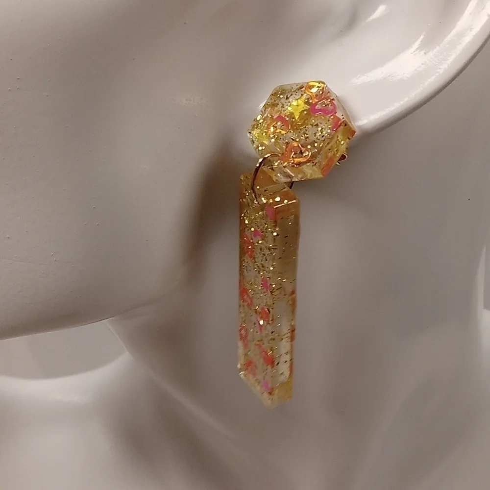 CLEARANCE Hand crafted resin Coral hearts and transparent stars earrings